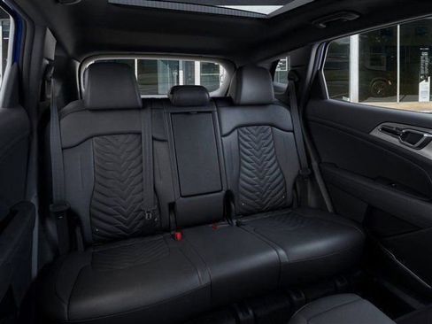 New 2026 Kia Sportage X-Line w/ X-Line Premium Package AWD/4WD image 16