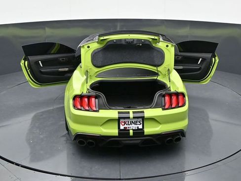 Used 2020 Ford Mustang Shelby GT500 w/ Technology Package RWD image 47
