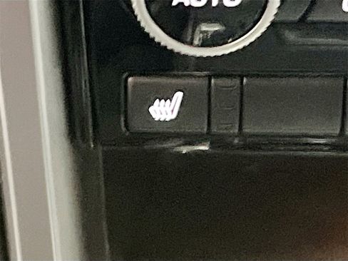 Used 2021 Subaru Ascent Limited w/ Popular Package #2 image 19