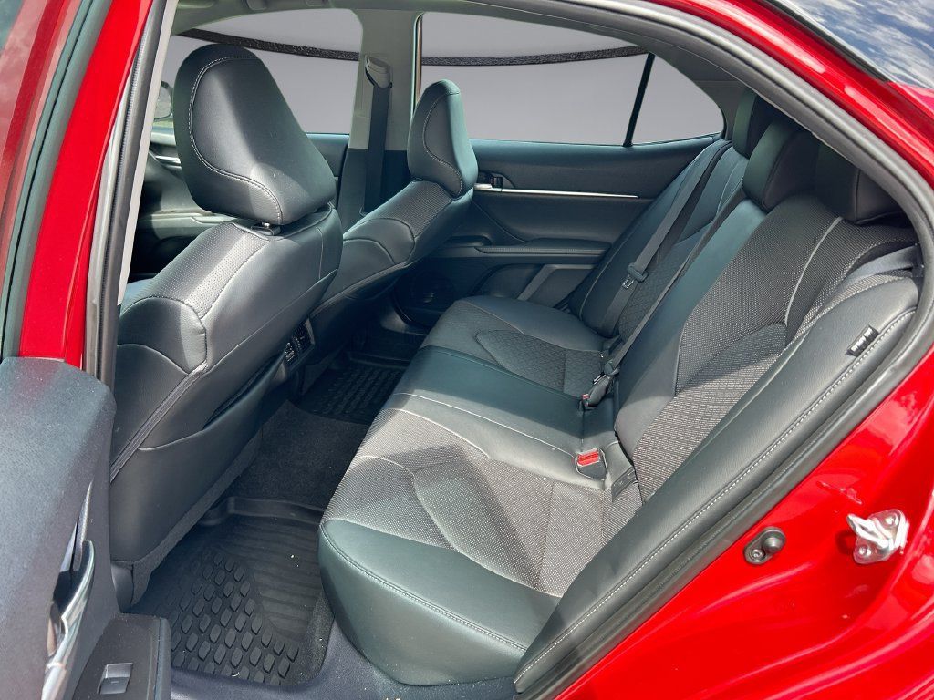 Used 2022 Toyota Camry XSE w/ Navigation Package FWD image 31