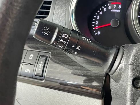 Used 2011 Kia Sorento 2WD w/ Convenience Pkg image 12