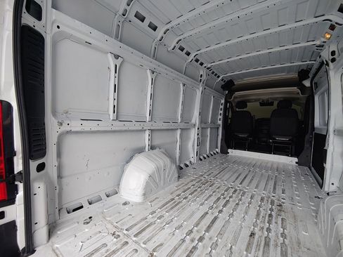 Used 2023 RAM ProMaster 3500 FWD image 10
