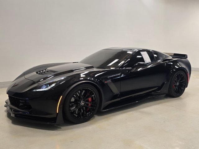 Used 2016 Chevrolet Corvette Z06 w/ Z07 Performance Package RWD image 34