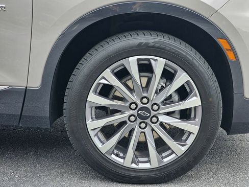 Used 2022 Chevrolet Blazer Premier w/ Enhanced Convenience Package FWD image 13