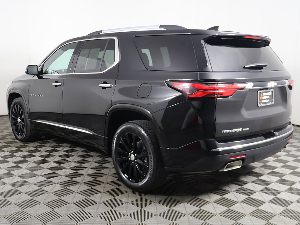 Used 2023 Chevrolet Traverse Premier AWD/4WD image 14