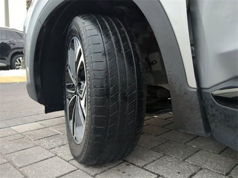 Used 2020 Hyundai Santa Fe Limited image 34