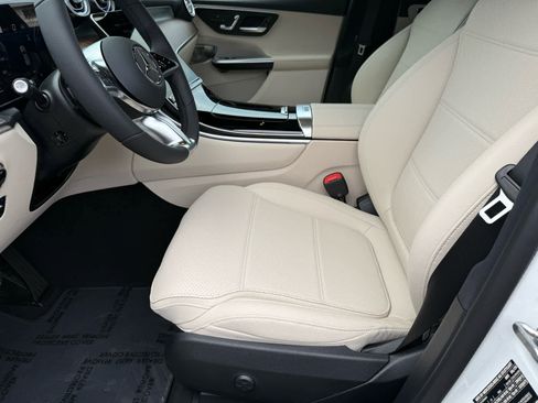 New 2026 Mercedes-Benz GLC 350e 4MATIC image 10