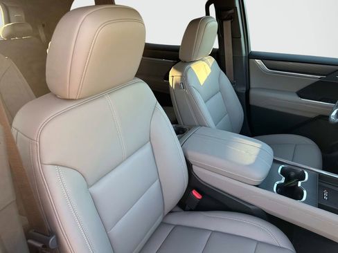 New 2026 GMC Acadia Elevation w/ Elevation Premium Package image 20