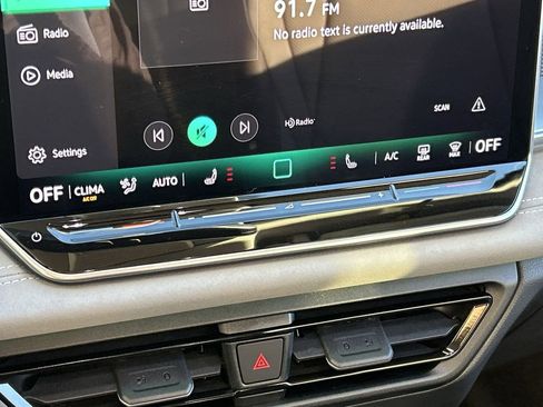 New 2026 Volkswagen Tiguan SE FWD image 23
