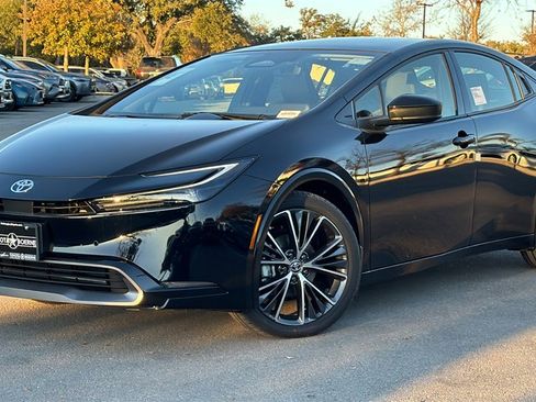 New 2026 Toyota Prius XLE image 33