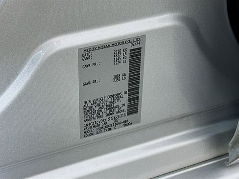 Used 2024 Nissan Leaf SV Plus image 12