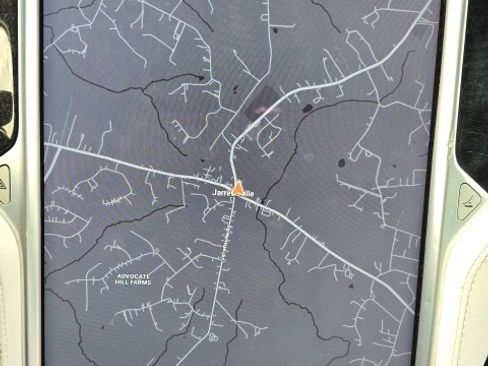 Used 2016 Tesla Model X 90D image 4