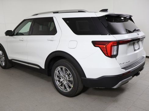 New 2026 Ford Explorer Platinum image 7