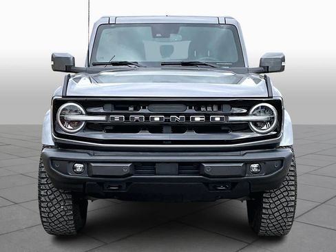 Used 2024 Ford Bronco Outer Banks image 4