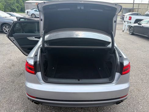 Used 2018 Audi A4 2.0T Ultra Premium w/ Convenience Package FWD image 12