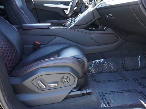 Used 2020 Lamborghini Urus AWD/4WD image 30