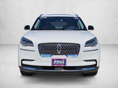 Used 2022 Lincoln Aviator Reserve w/ Elements Package Plus image 2