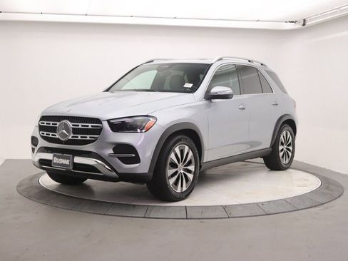 Certified 2026 Mercedes-Benz GLE 350 4MATIC image 3