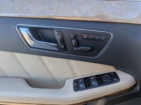 Used 2010 Mercedes-Benz E 350 E 350 Luxury image 14