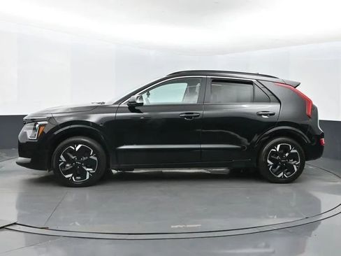 Used 2023 Kia Niro Wind w/ Wind Preserve Package image 5
