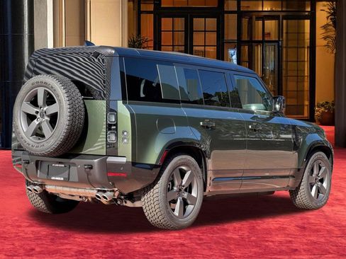 New 2026 Land Rover Defender 110 X-Dynamic SE AWD/4WD image 7