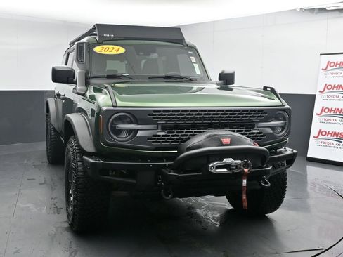 Used 2024 Ford Bronco Everglades image 3
