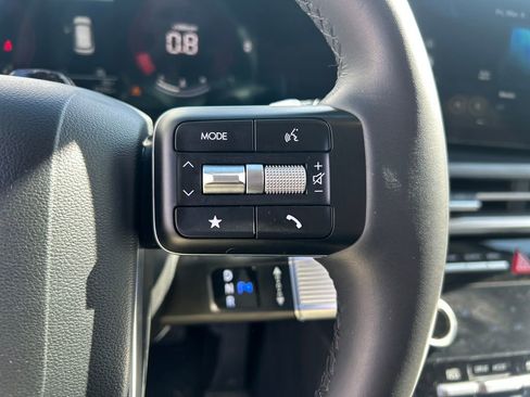 Used 2025 Hyundai Santa Fe XRT image 15