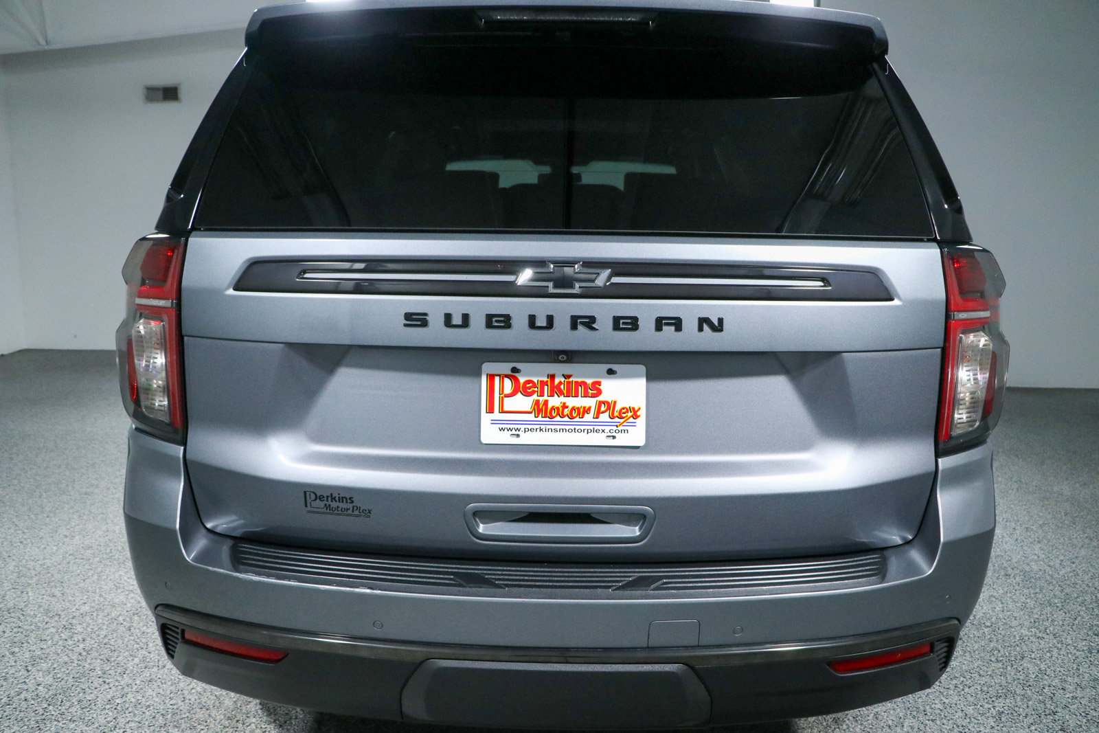 Used 2021 Chevrolet Suburban Z71 w/ Rear Media and Nav Package AWD/4WD image 8