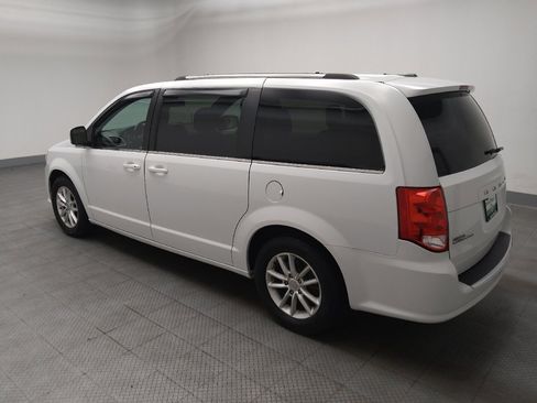 Used 2018 Dodge Grand Caravan SXT FWD image 3