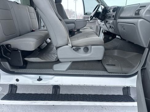 Used 2007 Ford F350 XLT image 36