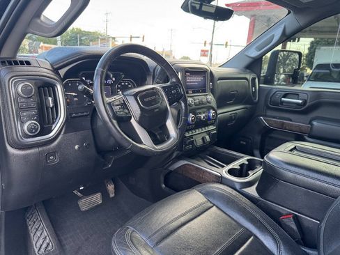 Used 2020 GMC Sierra 3500 Denali w/ Denali Ultimate Package AWD/4WD image 10