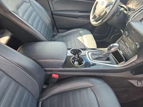 Used 2017 Ford Edge SEL w/ Equipment Group 201A FWD image 14