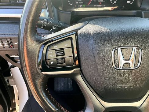 Used 2025 Honda Odyssey Sport-L image 18