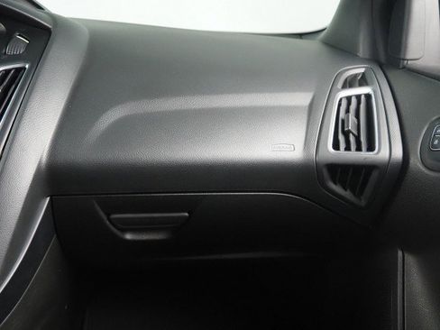 Used 2018 Ford Focus ST image 29