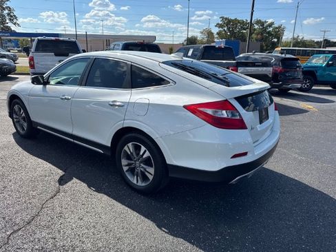 Used 2014 Honda Crosstour EX-L image 3