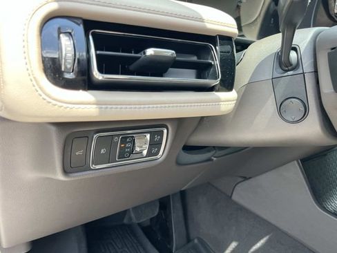 Used 2023 Lincoln Aviator Reserve w/ Equipment Group 201A AWD/4WD image 34