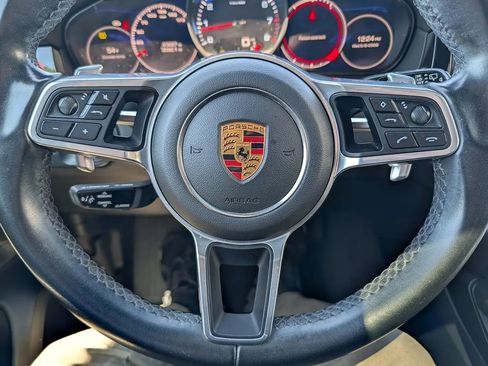 Used 2021 Porsche Cayenne AWD/4WD image 15