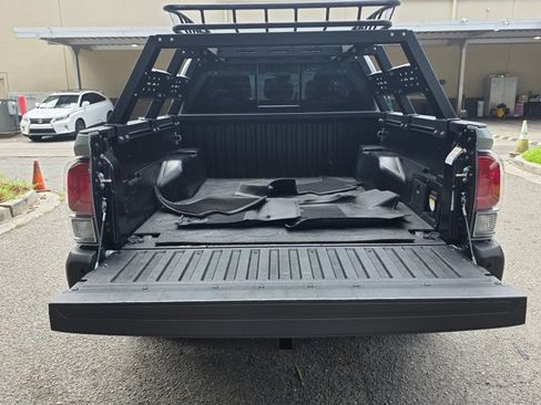 Used 2021 Toyota Tacoma TRD Pro AWD/4WD image 7