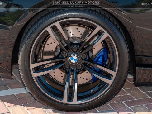 Used 2018 BMW M2 image 32