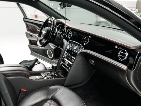 Used 2013 Bentley Mulsanne image 42