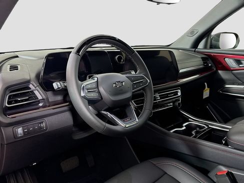 New 2026 Chevrolet Traverse Z71 w/ Enhanced Driving Package AWD/4WD image 9
