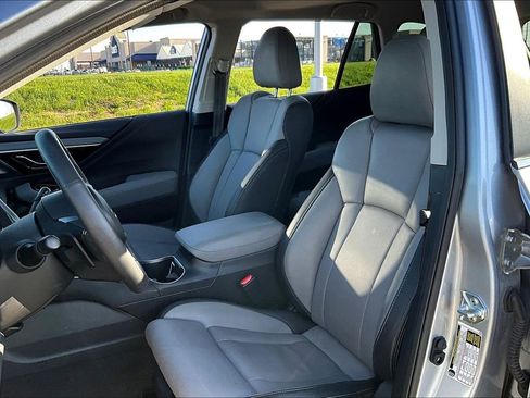 Used 2025 Subaru Outback Limited w/ Tech Package 3 AWD/4WD image 17