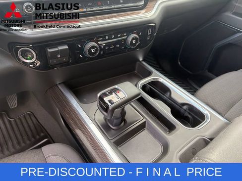 Used 2025 Chevrolet Silverado 1500 RST AWD/4WD image 33