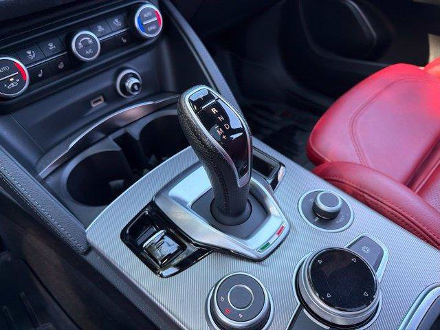 Used 2023 Alfa Romeo Stelvio Veloce AWD/4WD image 49