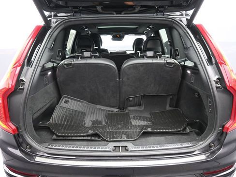 Used 2016 Volvo XC90 T8 R-Design w/ Vision Package AWD/4WD image 25