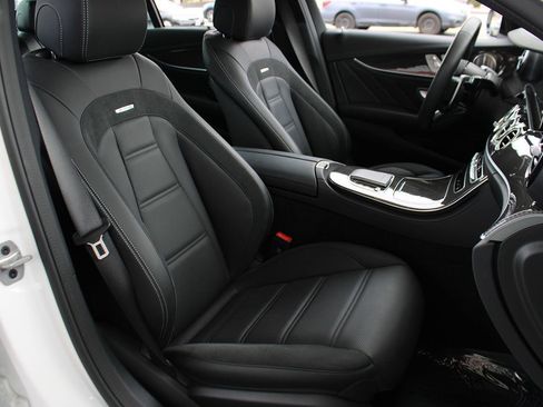 Used 2023 Mercedes-Benz E 53 AMG 4MATIC Sedan image 22