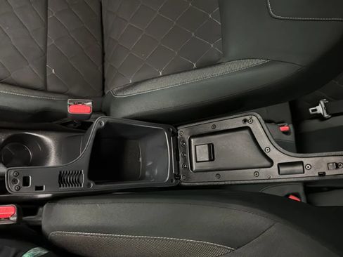 Used 2020 Nissan Kicks SV w/ Exterior Package FWD image 15