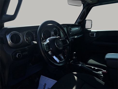 Used 2020 Jeep Wrangler Unlimited Sahara w/ Uconnect 4C Nav & Sound Group image 13