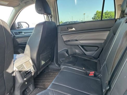 Used 2021 Volkswagen Atlas SE FWD image 13