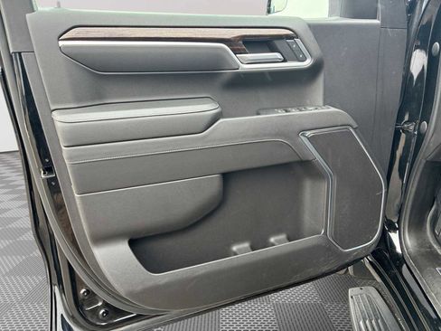 Used 2022 GMC Sierra 1500 Elevation w/ LPO, Elevation Black Package image 22